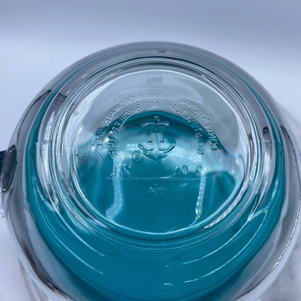 Anchor Hocking 2 Quart Glass Batter Bowl with Teal Silicone Lid Clear 8 Cup 2L